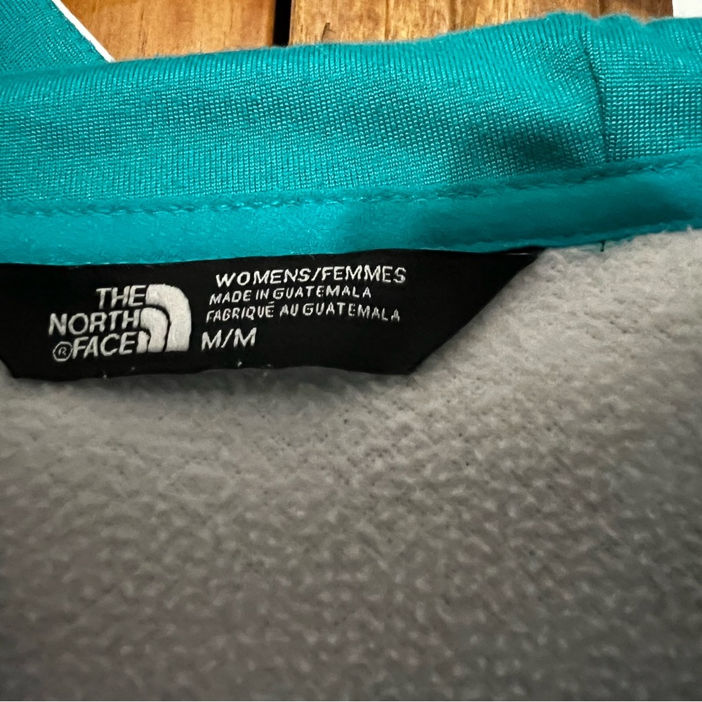 North face full zip hoodie ,white camo with turquoise trim - Picture 3 of 3